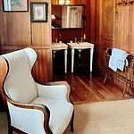 La Maison Du Bassin ホテル 3*