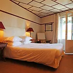 La Maison Du Bassin Hotel