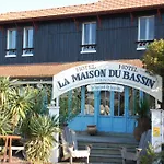 Hotel La Maison Du Bassin 3*
